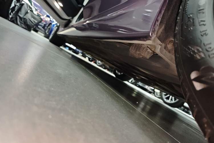 Used BMW 3 Series 2021 Restyled 325Li M Sport Package Left Side Sill
