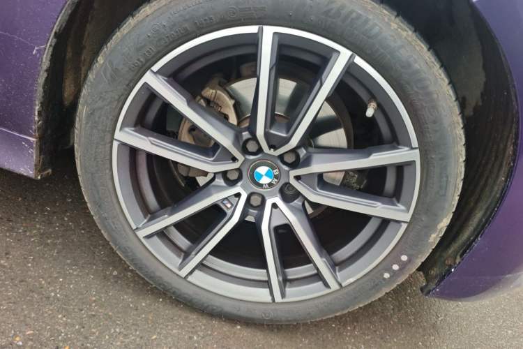 Used BMW 3 Series 2021 Facelifted 320Li M Sport Package Right Front Wheel Hub