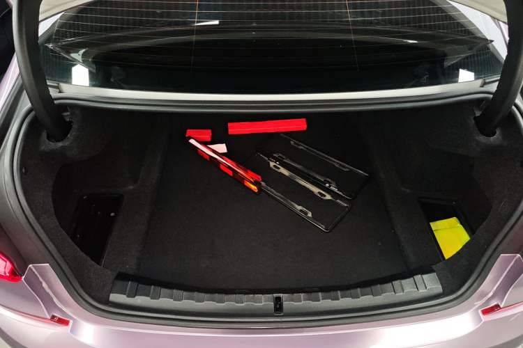 Used BMW 3 Series 2021 Restyled 325Li M Sport Package Trunk