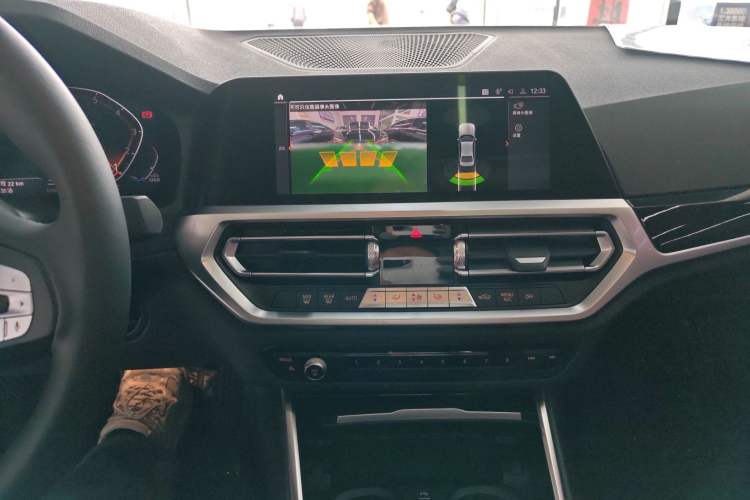 Used BMW 3 Series 2021 320i Sport Package Audio And AC Panel