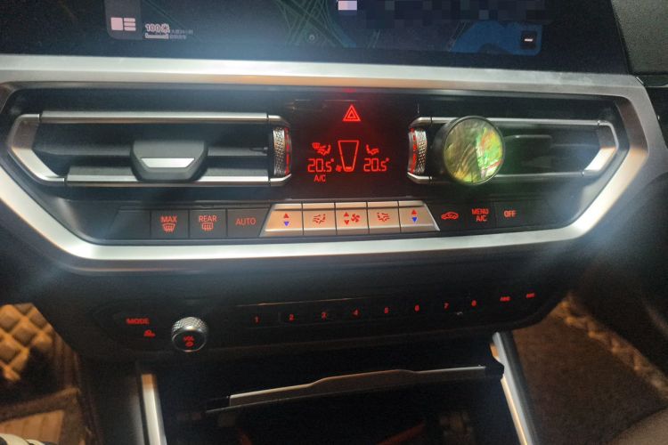 Used BMW 3 Series 2021 320i Sport Package Audio And AC Panel