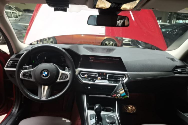 Used BMW 3 Series 2021 Second Facelift 325Li M Sport Night Edition Package Center Console