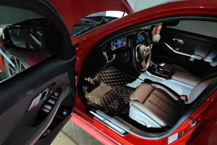 Used BMW 3 Series 2021 Facelifted 320Li M Sport Package Driver Seat