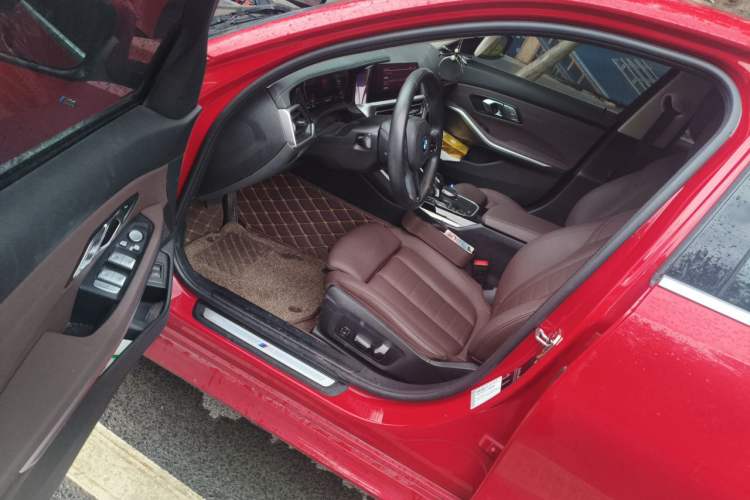 Used BMW 3 Series 2021 320Li M Sport Package Driver Seat