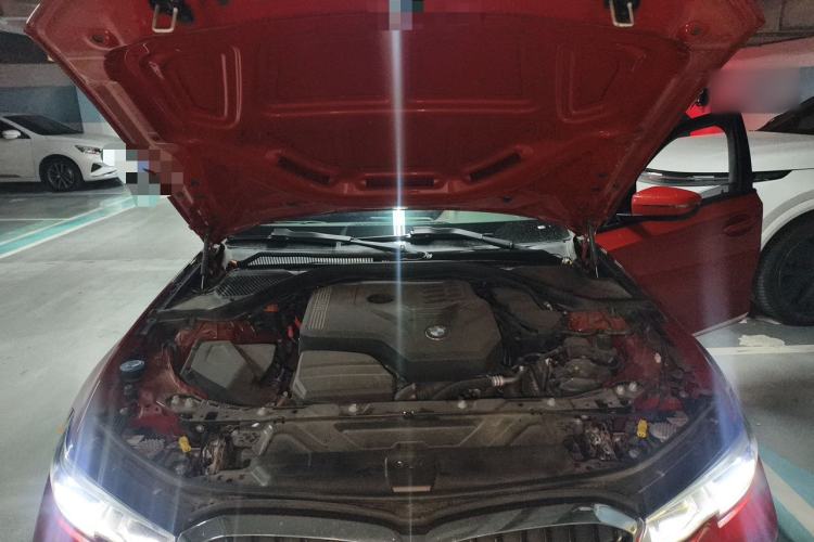 Used BMW 3 Series 2021 320i Sport Package Engine Bay