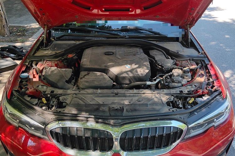 Used BMW 3 Series 2021 320i Sport Package Engine Bay