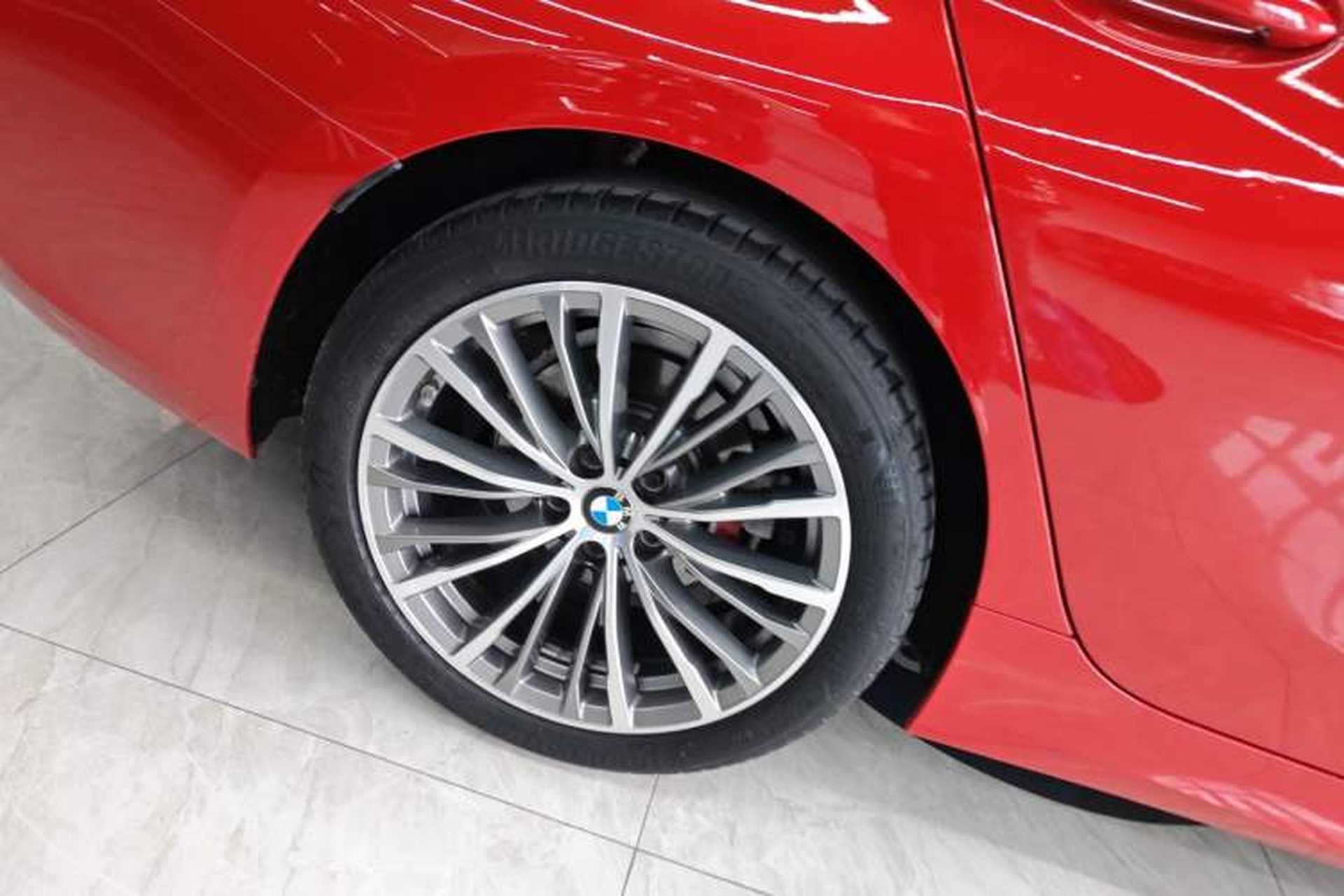 Used BMW 3 Series 2021 320i Sport Package Exterior 5
