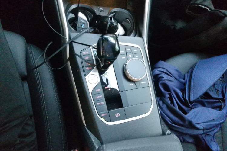 Used BMW 3 Series 2021 Facelifted 330i M Sport Night Edition Package Gear Lever
