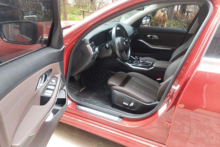Used BMW 3 Series 2021 Facelifted 320Li M Sport Package Interior 3