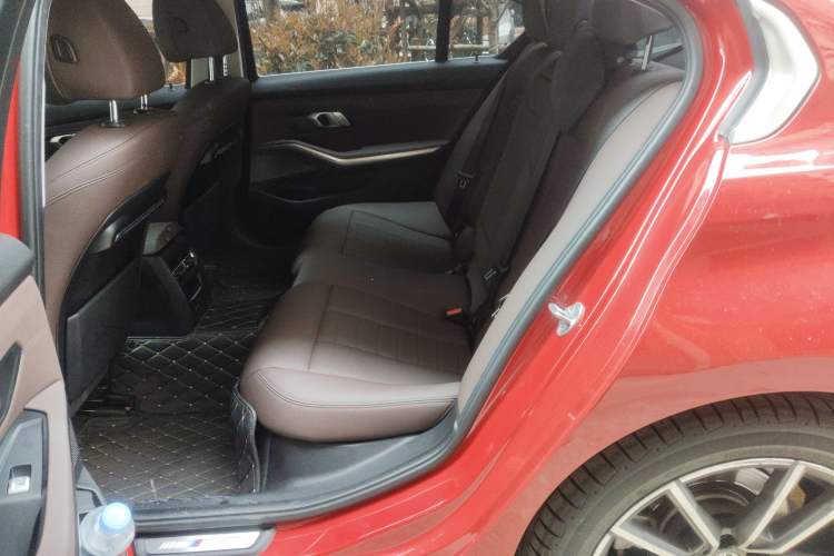 Used BMW 3 Series 2021 Facelifted 320Li M Sport Package Interior 4
