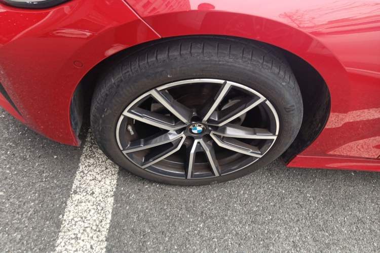 Used BMW 3 Series 2021 Restyled 325Li M Sport Package Left Front Wheel Hub