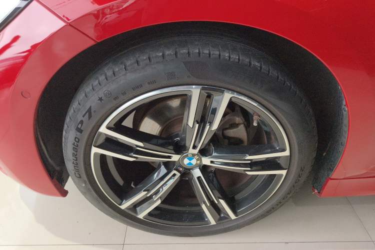 Used BMW 3 Series 2021 Restyled 325i M Sport Package Left Front Wheel Hub