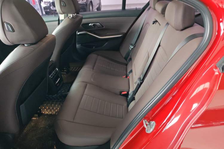 Used BMW 3 Series 2021 320i Sport Package Left Rear Seat