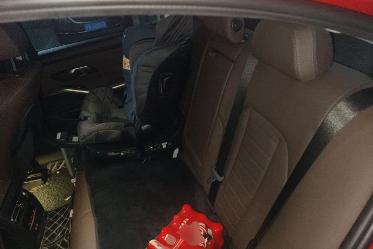 Used BMW 3 Series 2021 320i Sport Package Left Rear Seat