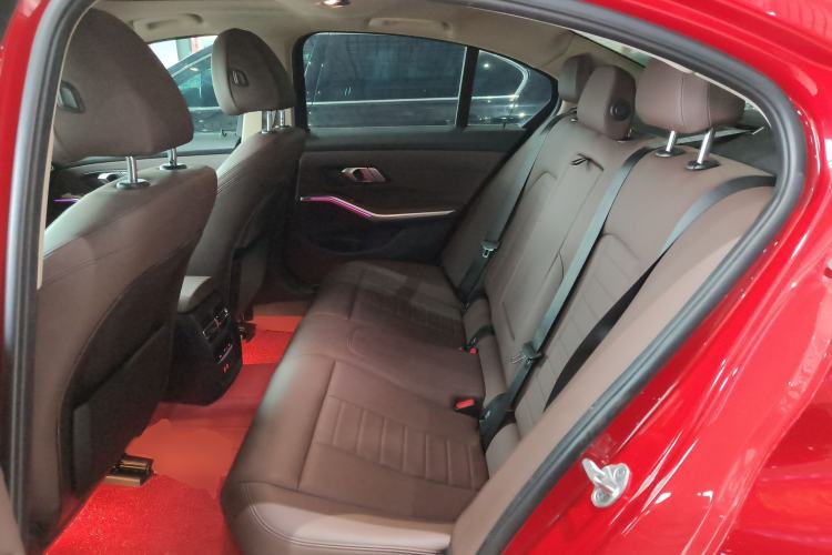 Used BMW 3 Series 2021 Restyled 325i M Sport Package Left Rear Seat