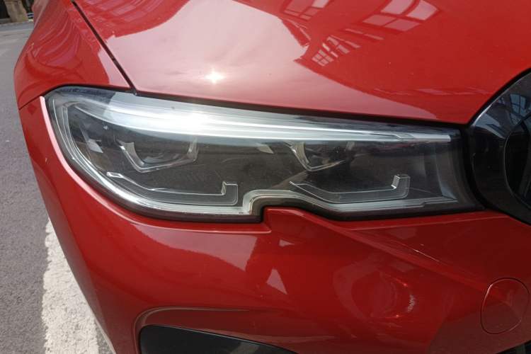 Used BMW 3 Series 2021 Facelifted 330i M Sport Night Edition Package Right Front Headlight