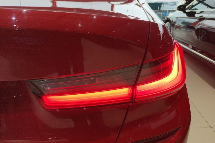 Used BMW 3 Series 2021 Restyled 325i M Sport Package Right Rear Taillight