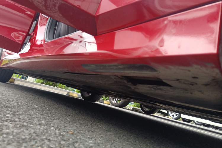 Used BMW 3 Series 2021 Restyled 325Li M Sport Package Right Side Sill