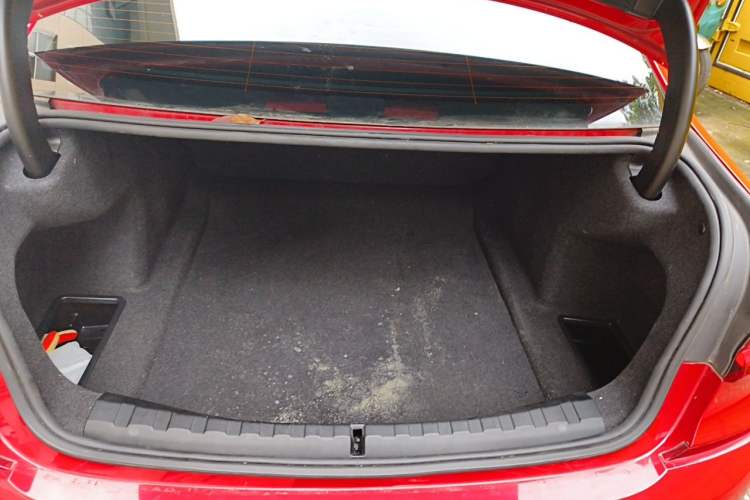 Used BMW 3 Series 2021 320Li M Sport Package Trunk