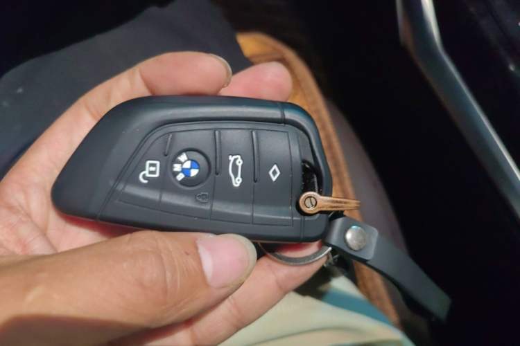 Used BMW 3 Series 2021 Restyled 325Li M Sport Package Vehicle Key