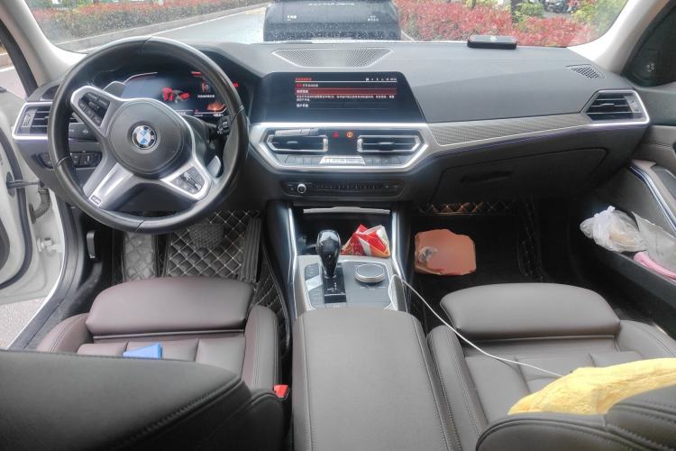Used BMW 3 Series 2021 Facelifted 325Li M Sport Night Edition Package Center Console