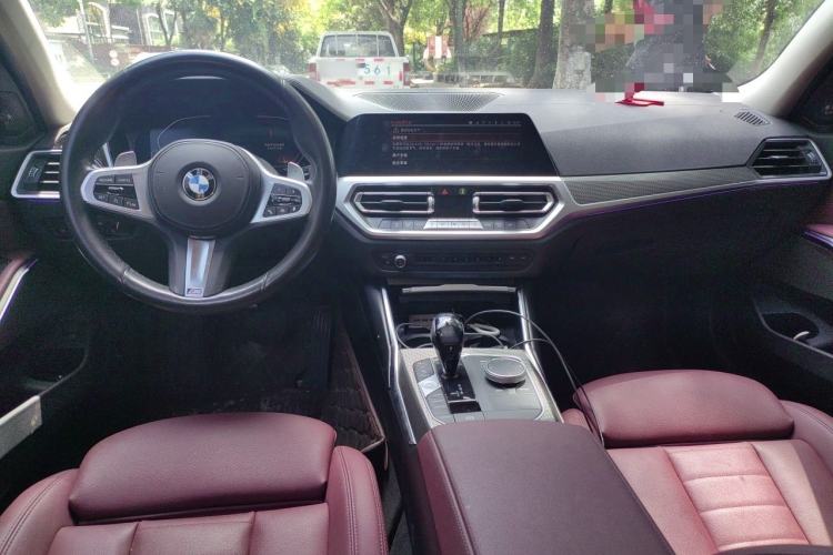 Used BMW 3 Series 2021 325Li M Sport Shadowline Package Center Console