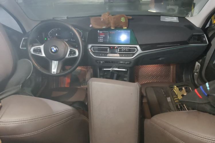 Used BMW 3 Series 2021 Restyled 325Li M Sport Package Center Console
