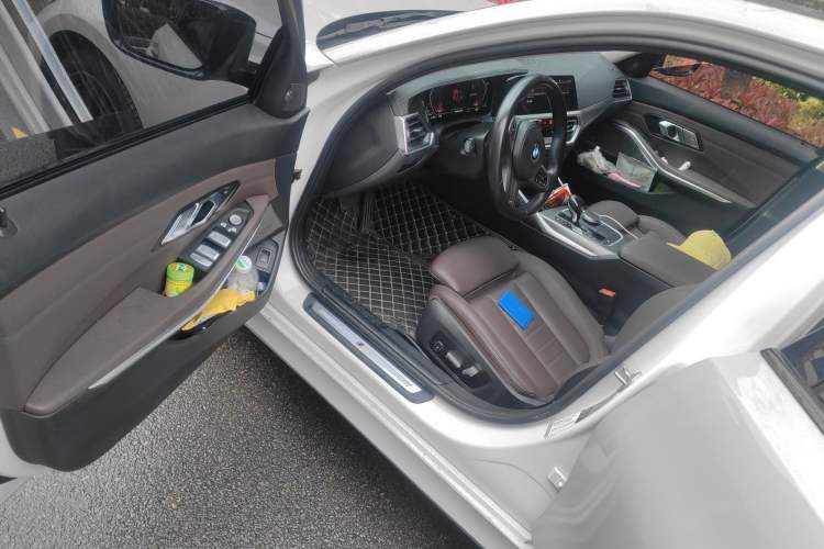 Used BMW 3 Series 2021 Facelifted 325Li M Sport Night Edition Package Driver Seat