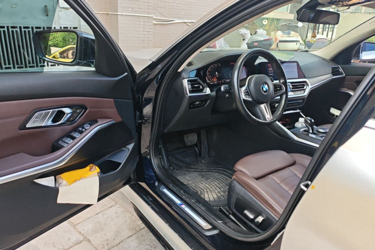 Used BMW 3 Series 2021 325i M Sport Package Driver Seat