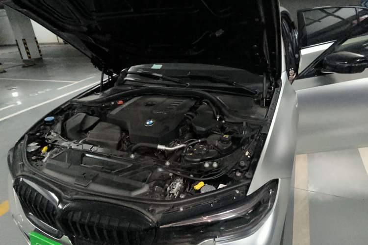 Used BMW 3 Series 2021 Second Facelift 330Li xDrive M Sport Night Edition Package Engine Bay Left