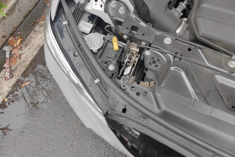 Used BMW 3 Series 2021 Facelifted 325Li M Sport Night Edition Package Engine Bay Right
