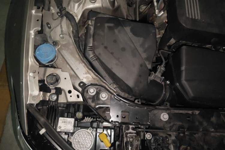 Used BMW 3 Series 2021 Restyled 325Li M Sport Package Engine Bay Right