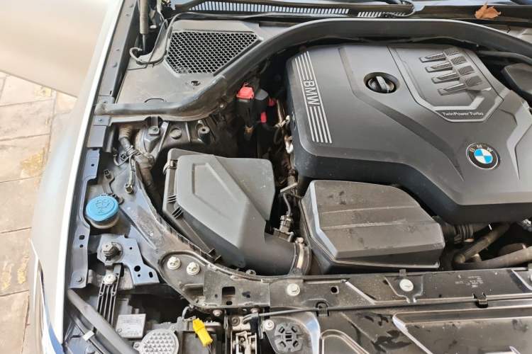 Used BMW 3 Series 2021 325i M Sport Package Engine Bay Right
