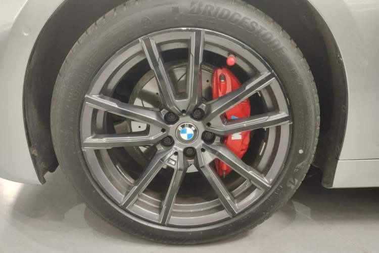 Used BMW 3 Series 2021 325Li M Sport Package Exterior 2