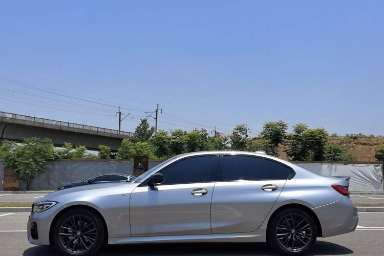 Used BMW 3 Series 2021 Second Facelift 325i M Sport Night Edition Package Exterior 2