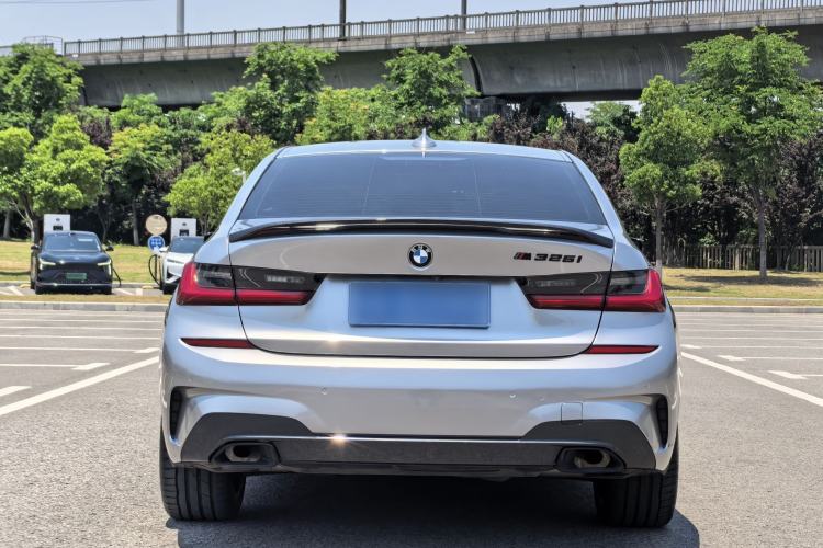 Used BMW 3 Series 2021 Second Facelift 325i M Sport Night Edition Package Exterior 6