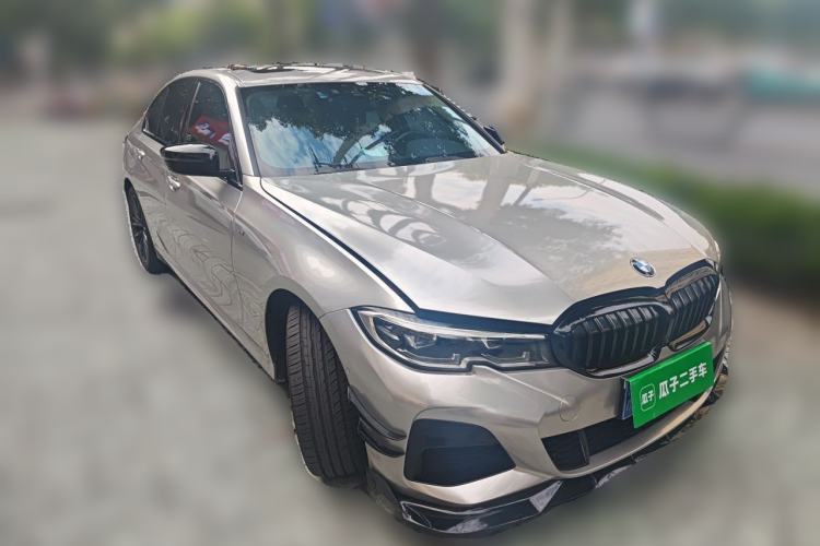 Used BMW 3 Series 2021 Restyled 325i M Sport Package Front Right 45 Deg