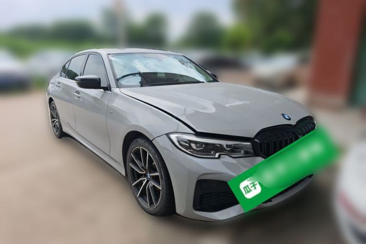 Used BMW 3 Series 2021 Facelifted 320Li M Sport Package Front Right 45 Deg