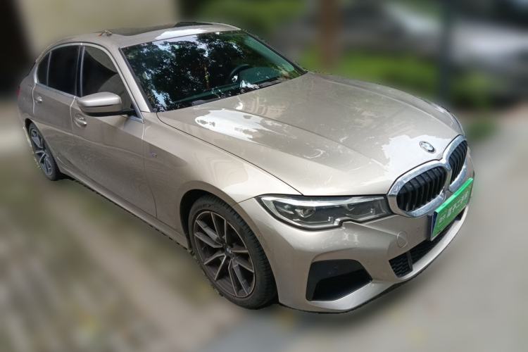 Used BMW 3 Series 2021 Second Facelift 325Li M Sport Package Front Right 45 Deg