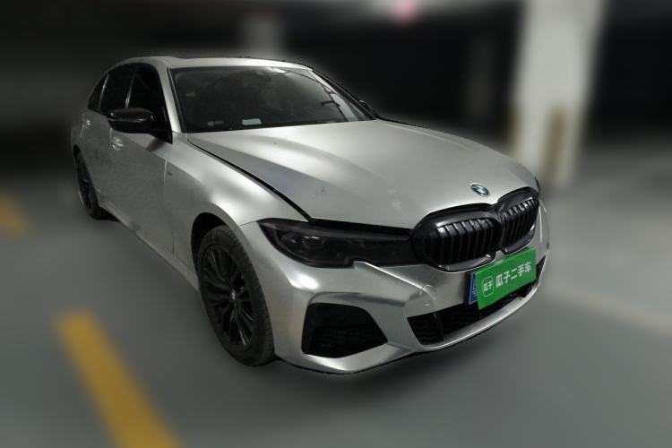 Used BMW 3 Series 2021 Second Facelift 330Li xDrive M Sport Night Edition Package Front Right 45 Deg