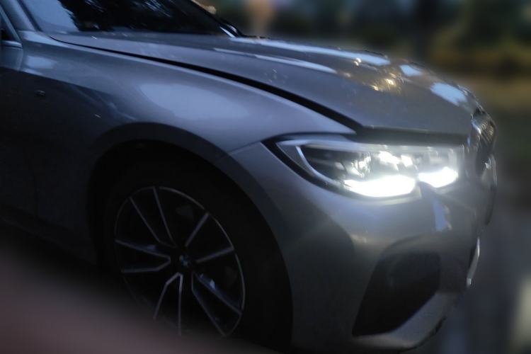 Used BMW 3 Series 2021 320Li M Sport Package Front Right 45 Deg