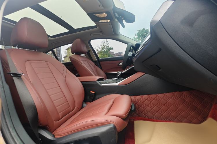 Used BMW 3 Series 2021 325Li M Sport Package Interior 7