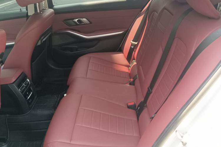 Used BMW 3 Series 2021 Restyled 325Li M Sport Package Left Rear Seat