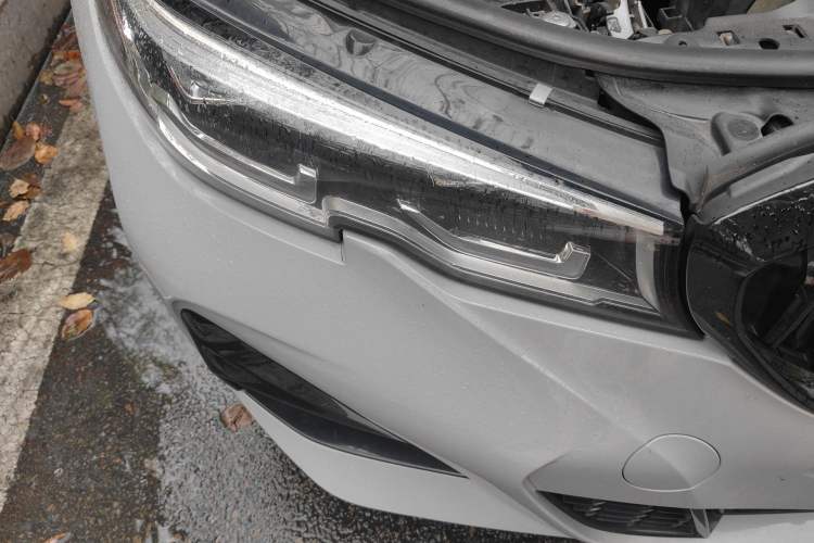 Used BMW 3 Series 2021 Facelifted 325Li M Sport Night Edition Package Right Front Headlight