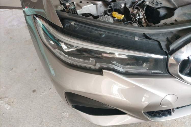 Used BMW 3 Series 2021 325Li M Sport Package Right Front Headlight