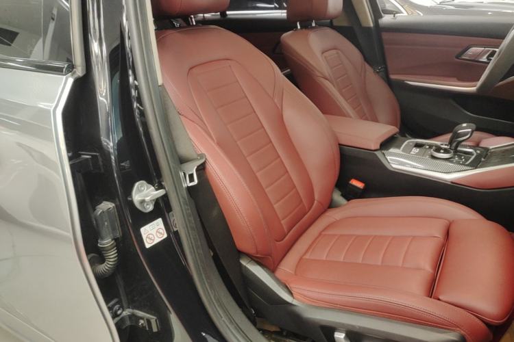 Used BMW 3 Series 2021 325Li M Sport Package Right Front Seat