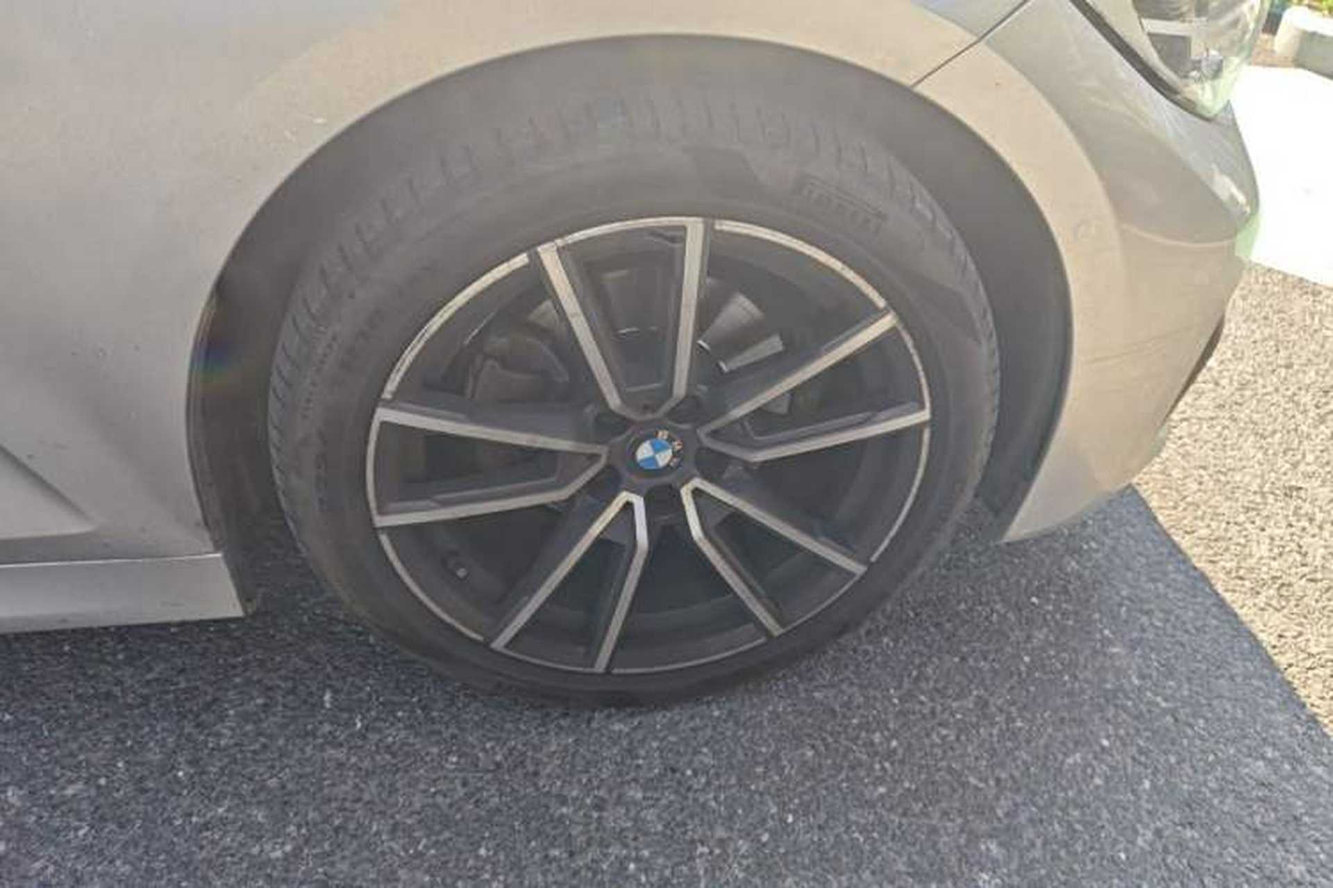 Used BMW 3 Series 2021 320Li M Sport Package Right Front Wheel Hub