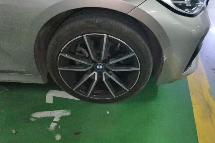 Used BMW 3 Series 2021 Restyled 325Li M Sport Package Right Front Wheel Hub