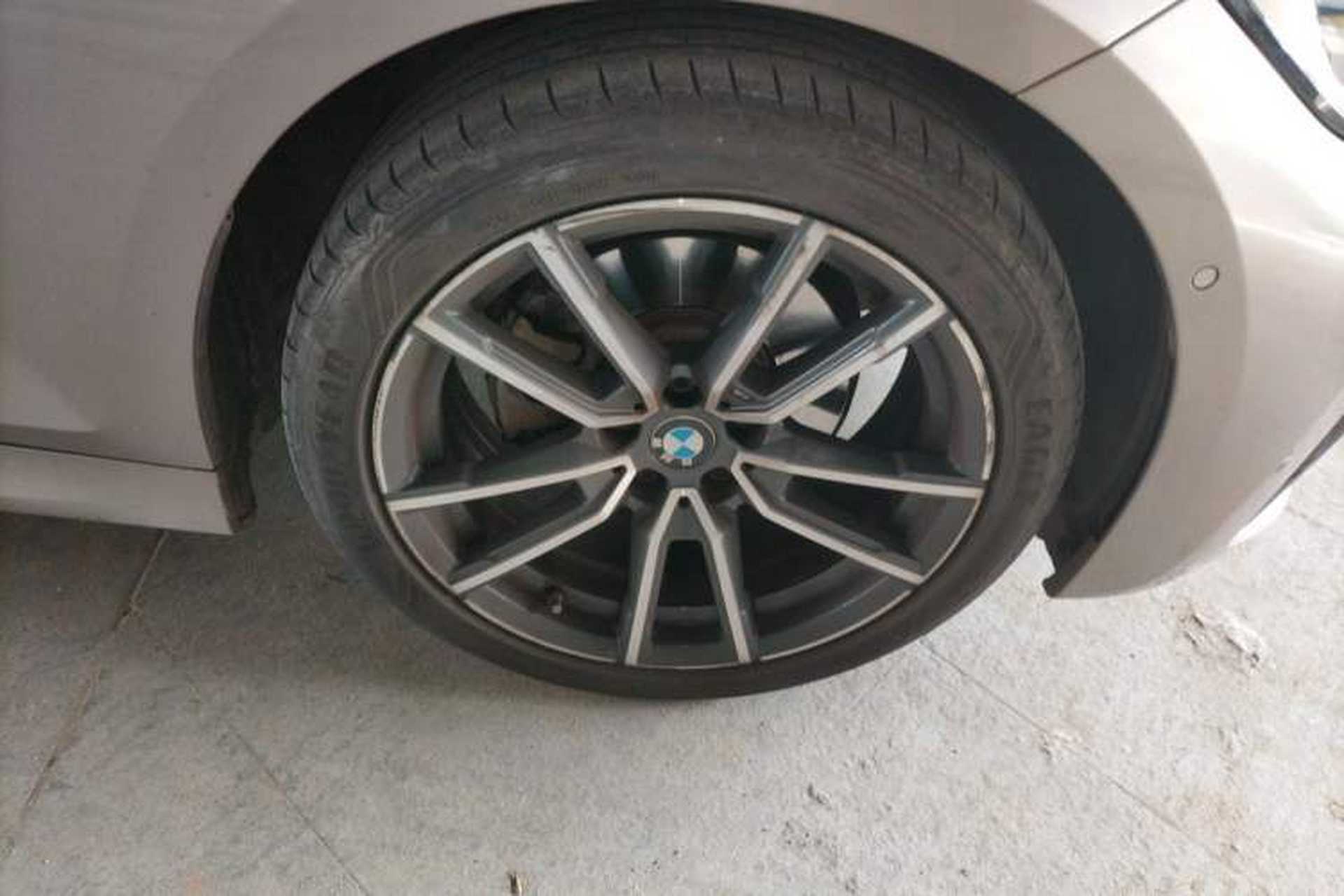 Used BMW 3 Series 2021 325Li M Sport Package Right Front Wheel Hub