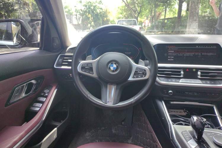Used BMW 3 Series 2021 325Li M Sport Shadowline Package Steering Wheel